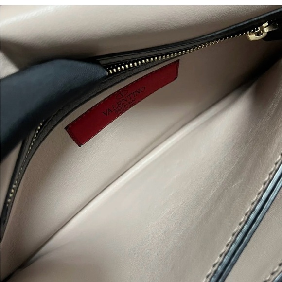 Valentino Rockstud clutch - Picture 7 of 8